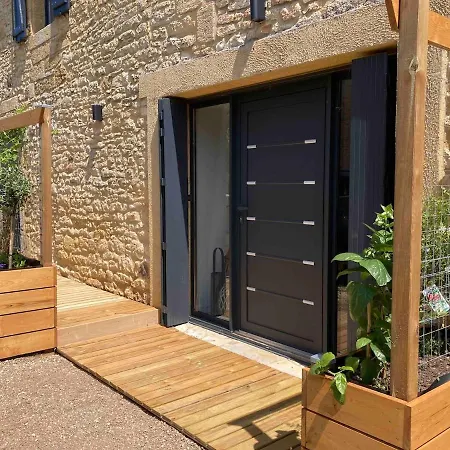 Stylish House In Sarlat Feriehus