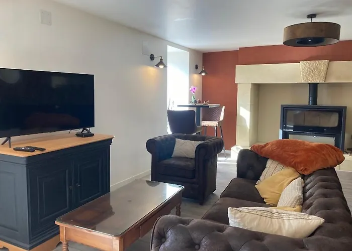 La Maison Du Charpentier * Proissans